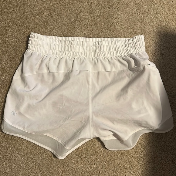 Athleta Mesh Racer Run Shorts - Picture 2 of 4